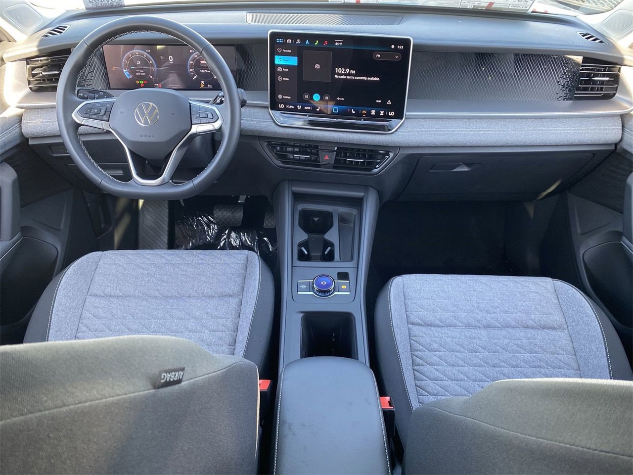 New 2025 Volkswagen Tiguan S image 11