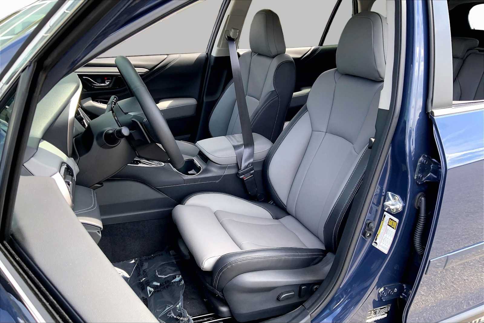 Certified 2025 Subaru Outback Limited AWD/4WD image 9