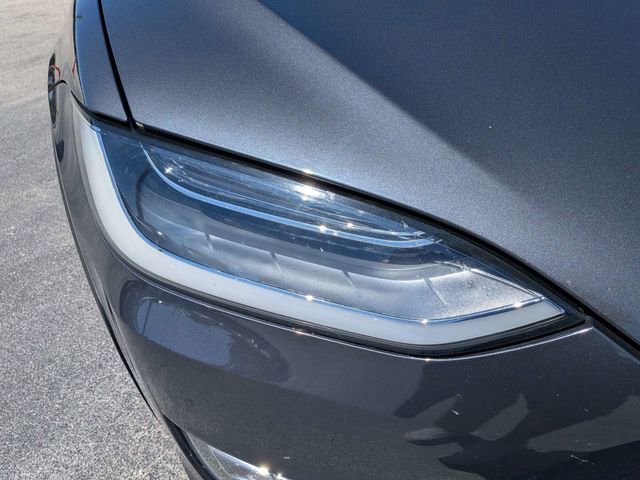 Used 2018 Tesla Model X 75D AWD/4WD image 9