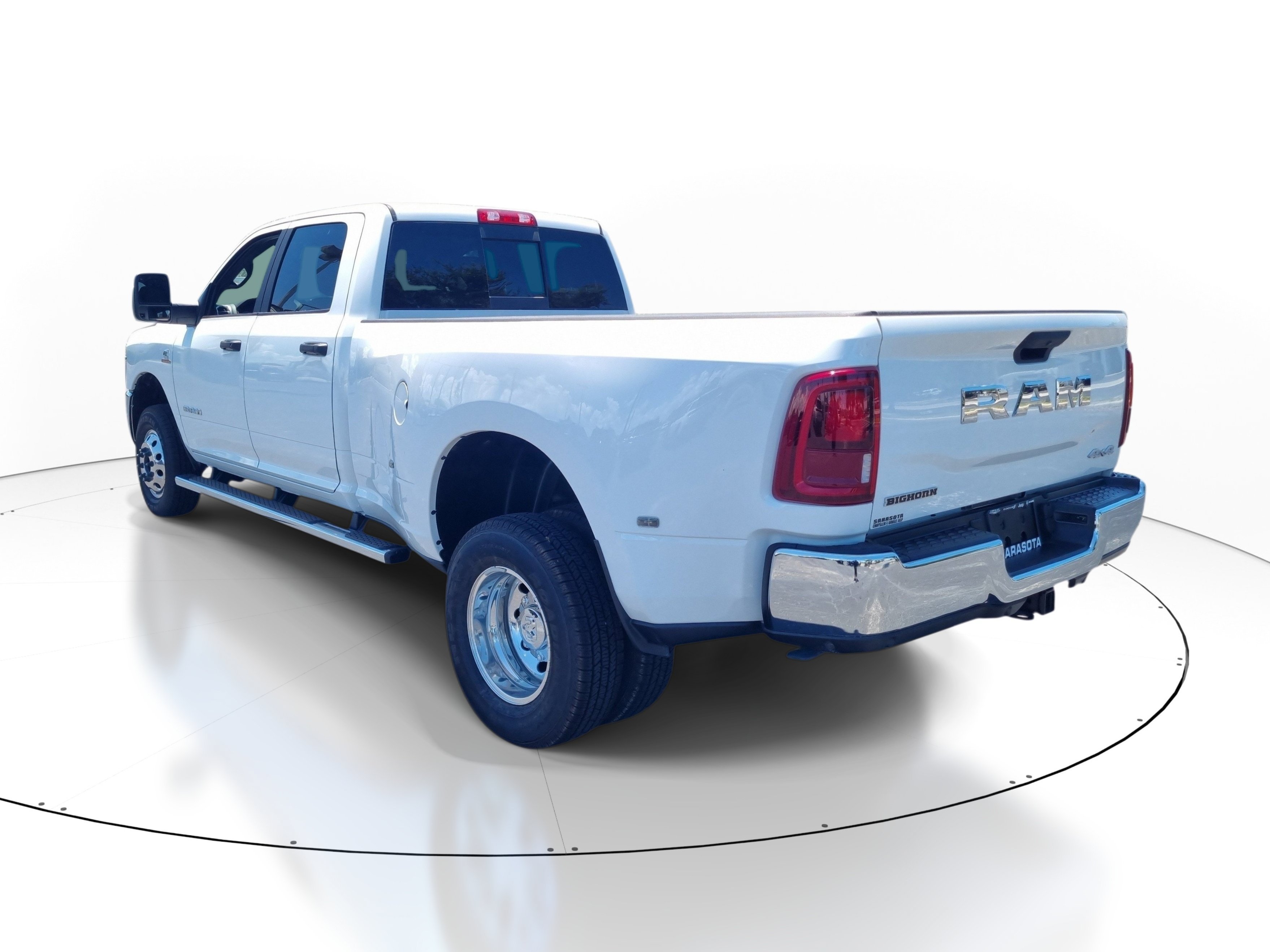 New 2026 RAM 3500 Big Horn AWD/4WD image 4