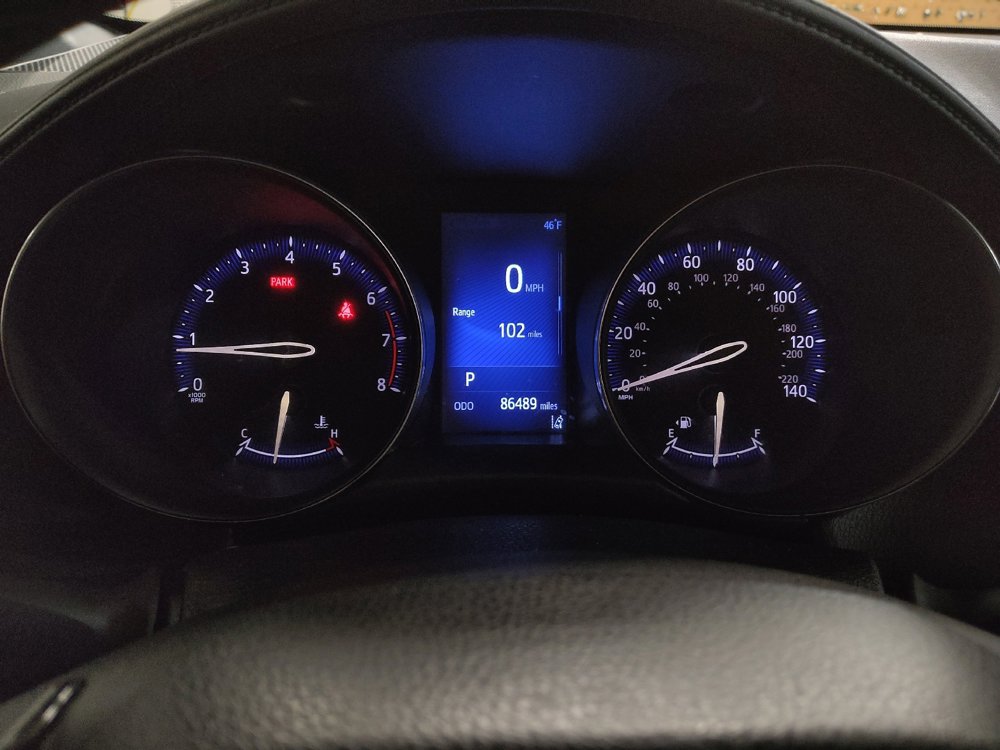 Used 2018 Toyota C-HR XLE image 23