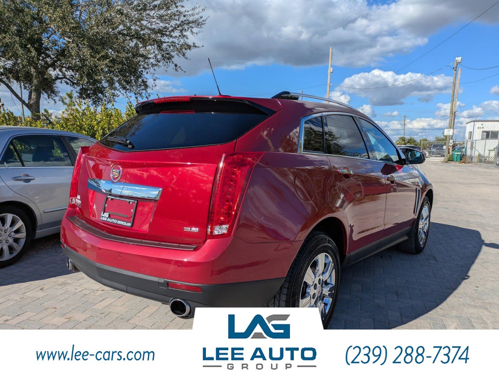 Used 2016 Cadillac SRX Luxury FWD image 3