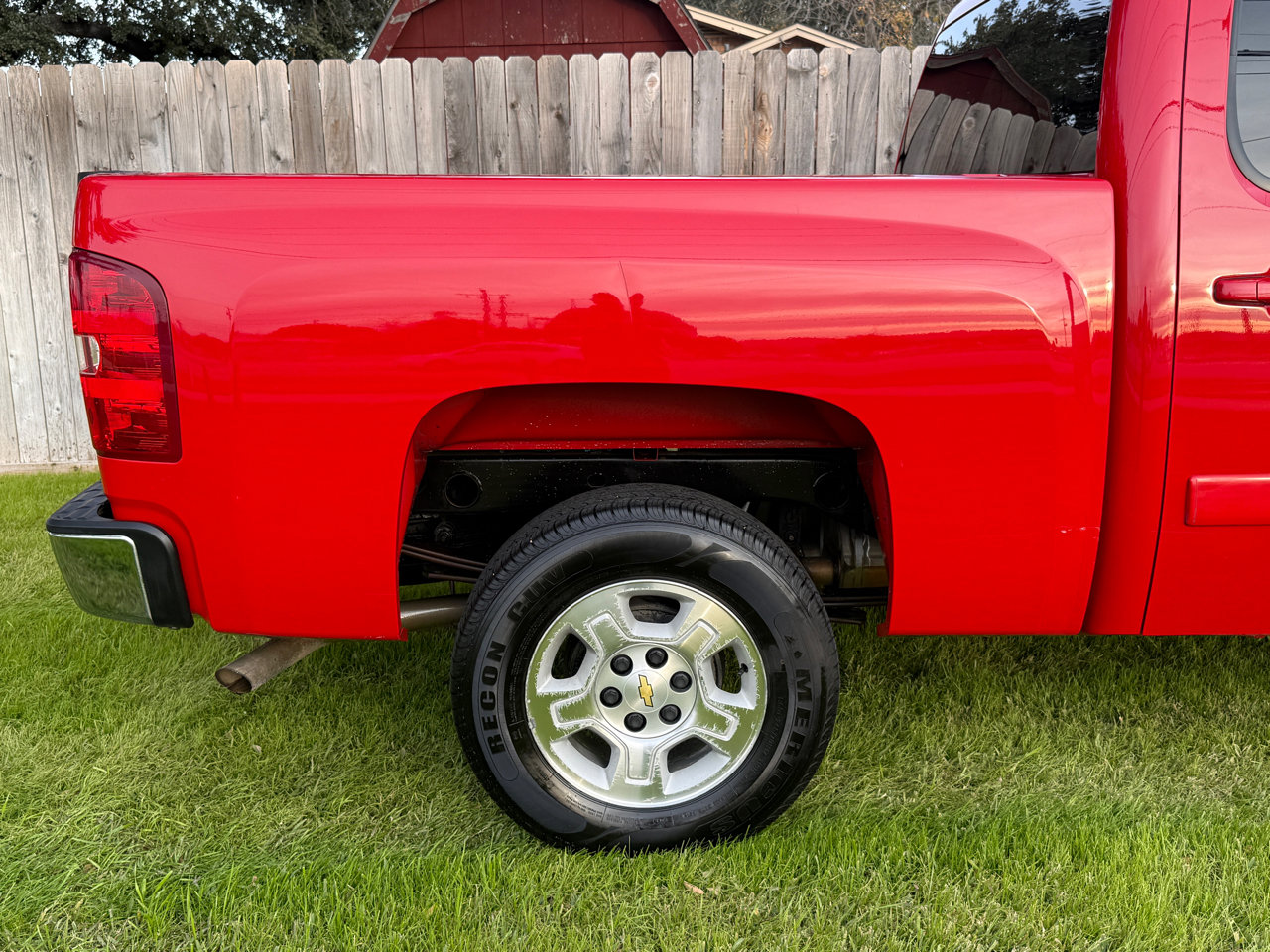 Used 2008 Chevrolet Silverado 1500 LTZ w/ EZ-Lift Tailgate Package image 44