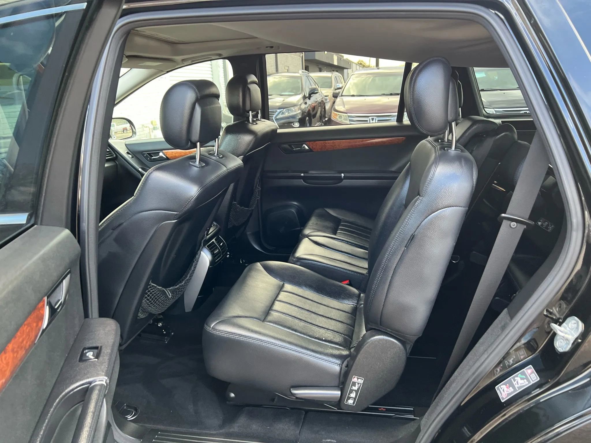 Used 2008 Mercedes-Benz R 350 2WD image 18