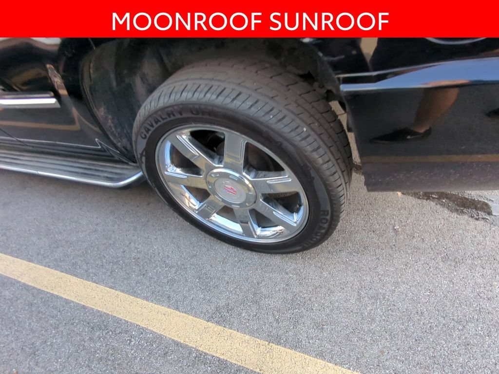 Used 2014 Cadillac Escalade Luxury AWD/4WD image 5