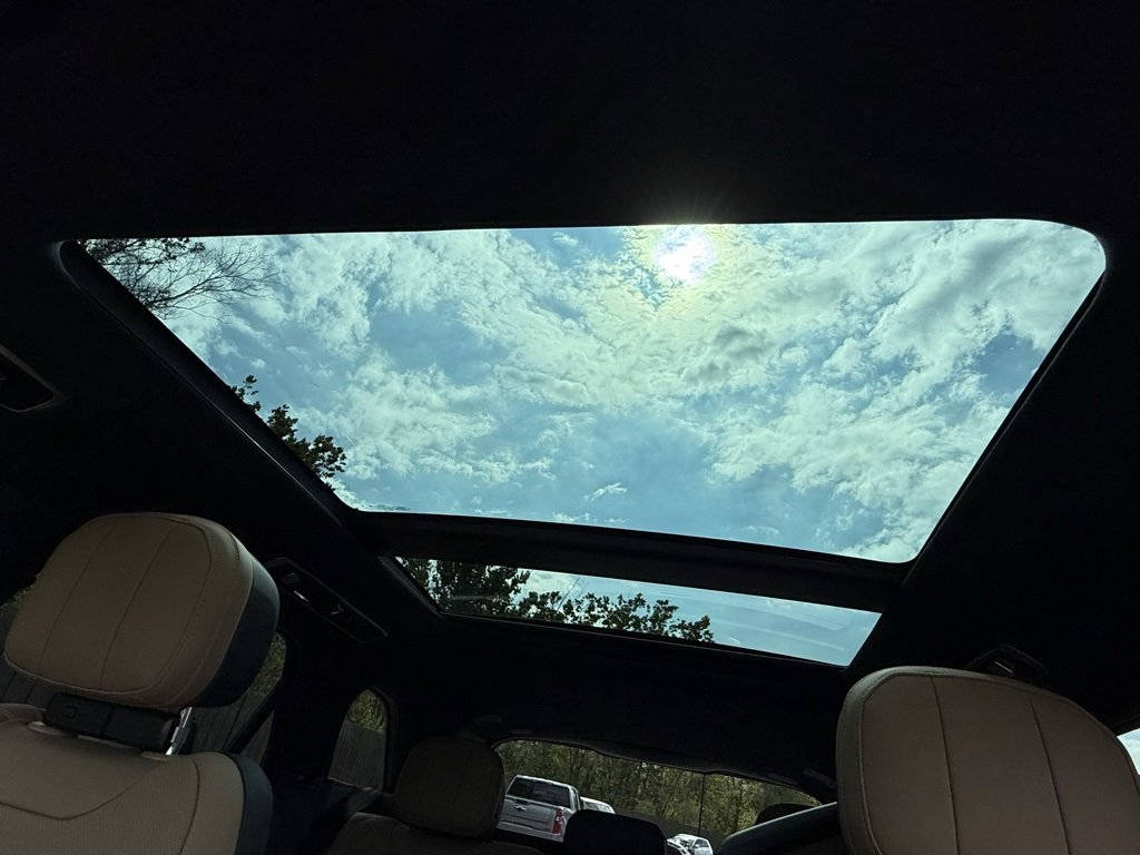 New 2025 Land Rover Range Rover Sport Dynamic SE image 28