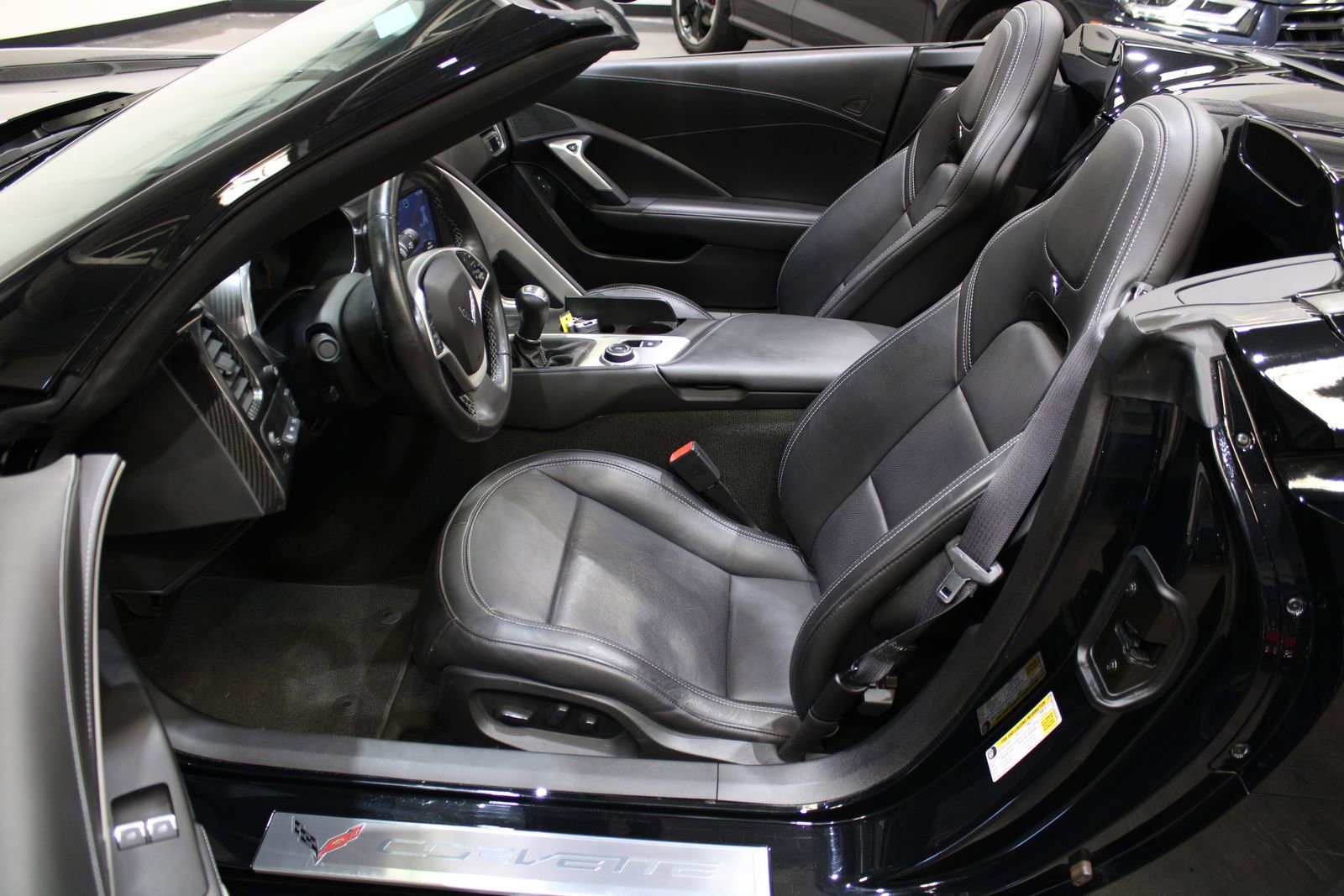 Used 2014 Chevrolet Corvette Stingray Convertible w/ 3LT Preferred Equipment Group RWD image 23