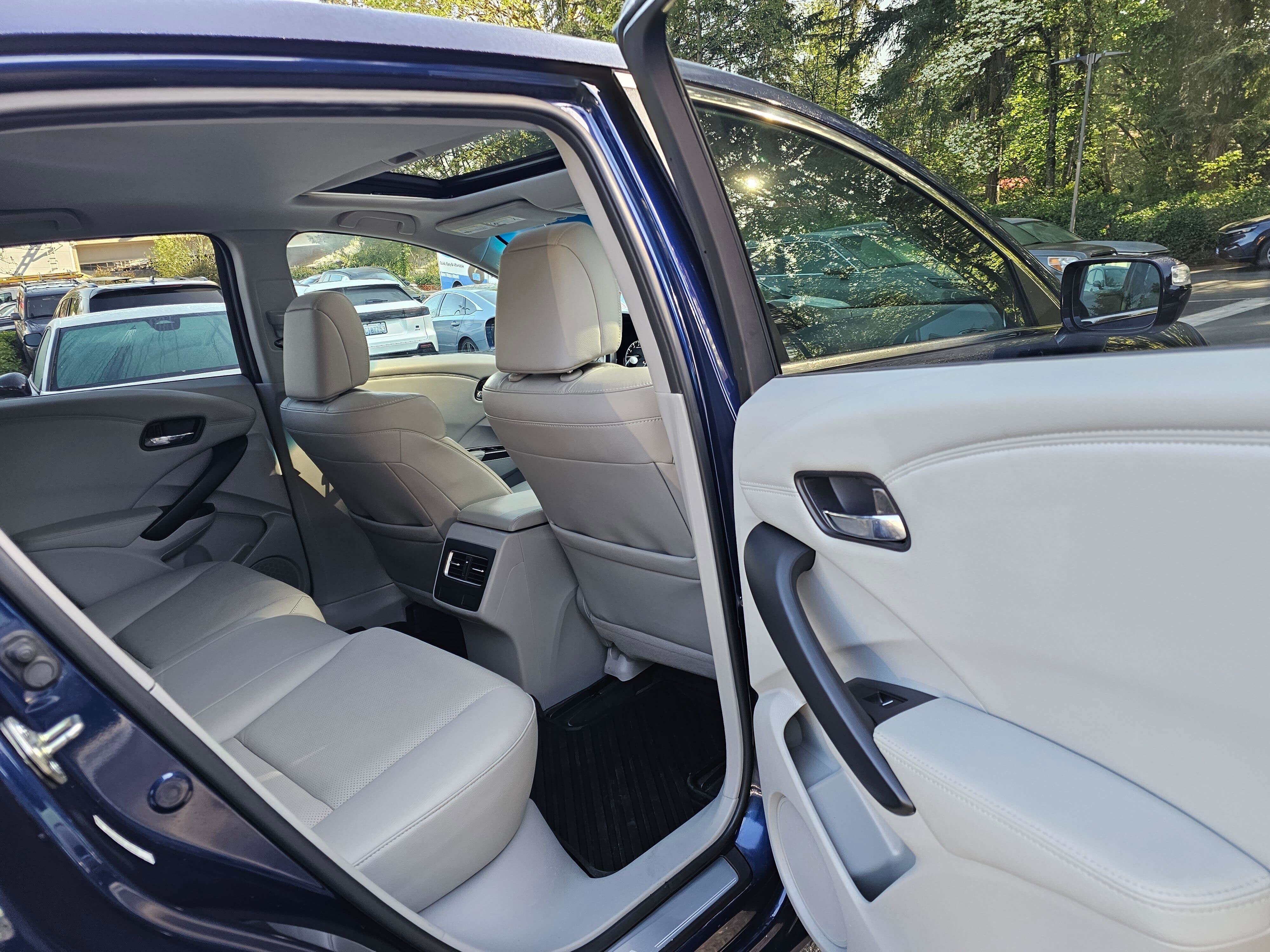 Used 2017 Acura RDX AWD w/ Technology Package image 12