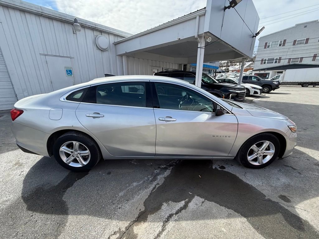 Used 2021 Chevrolet Malibu LS image 7