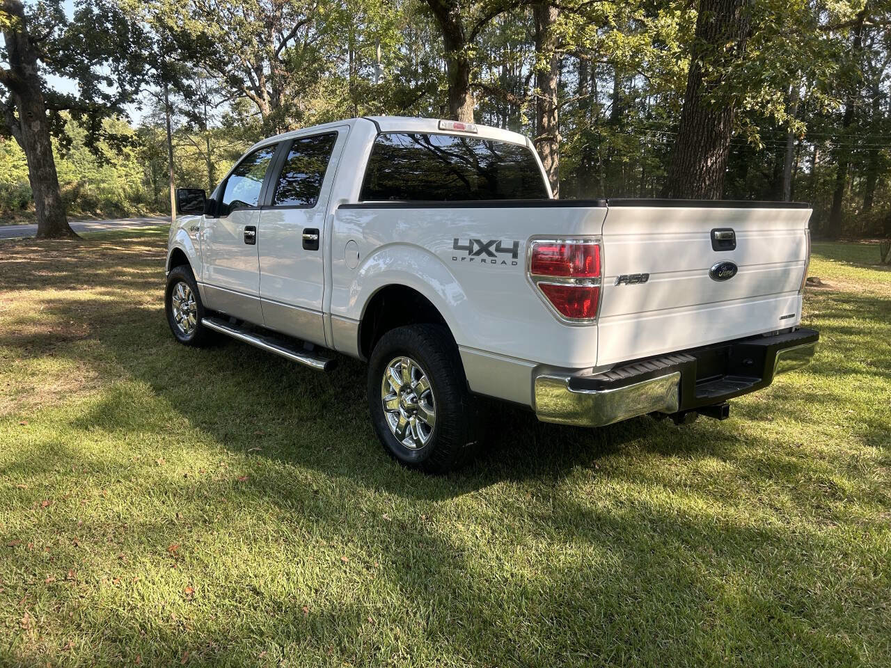Used 2013 Ford F150 XLT w/ XLT Chrome Pkg image 3