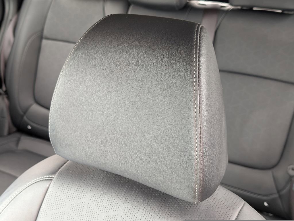 Certified 2024 Kia Seltos EX image 17