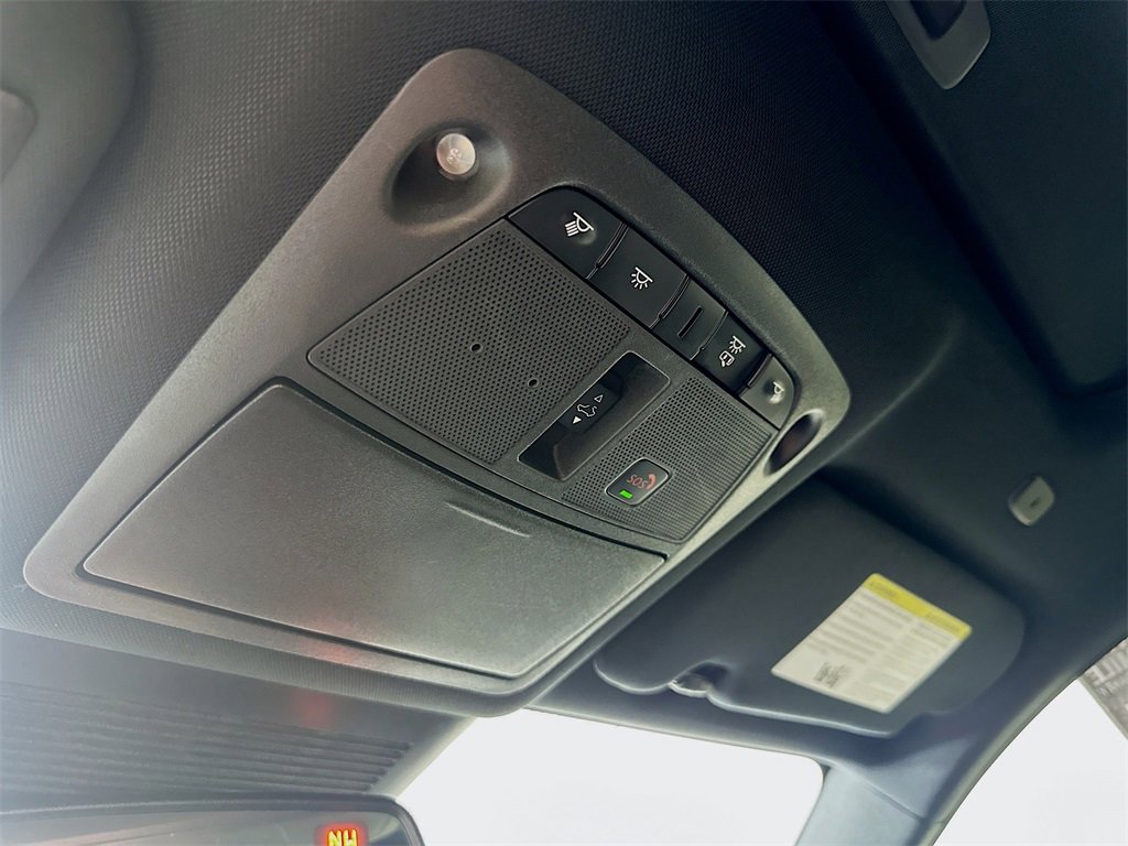 Used 2022 INFINITI Q60 3.0t Luxe w/ Style Package image 29