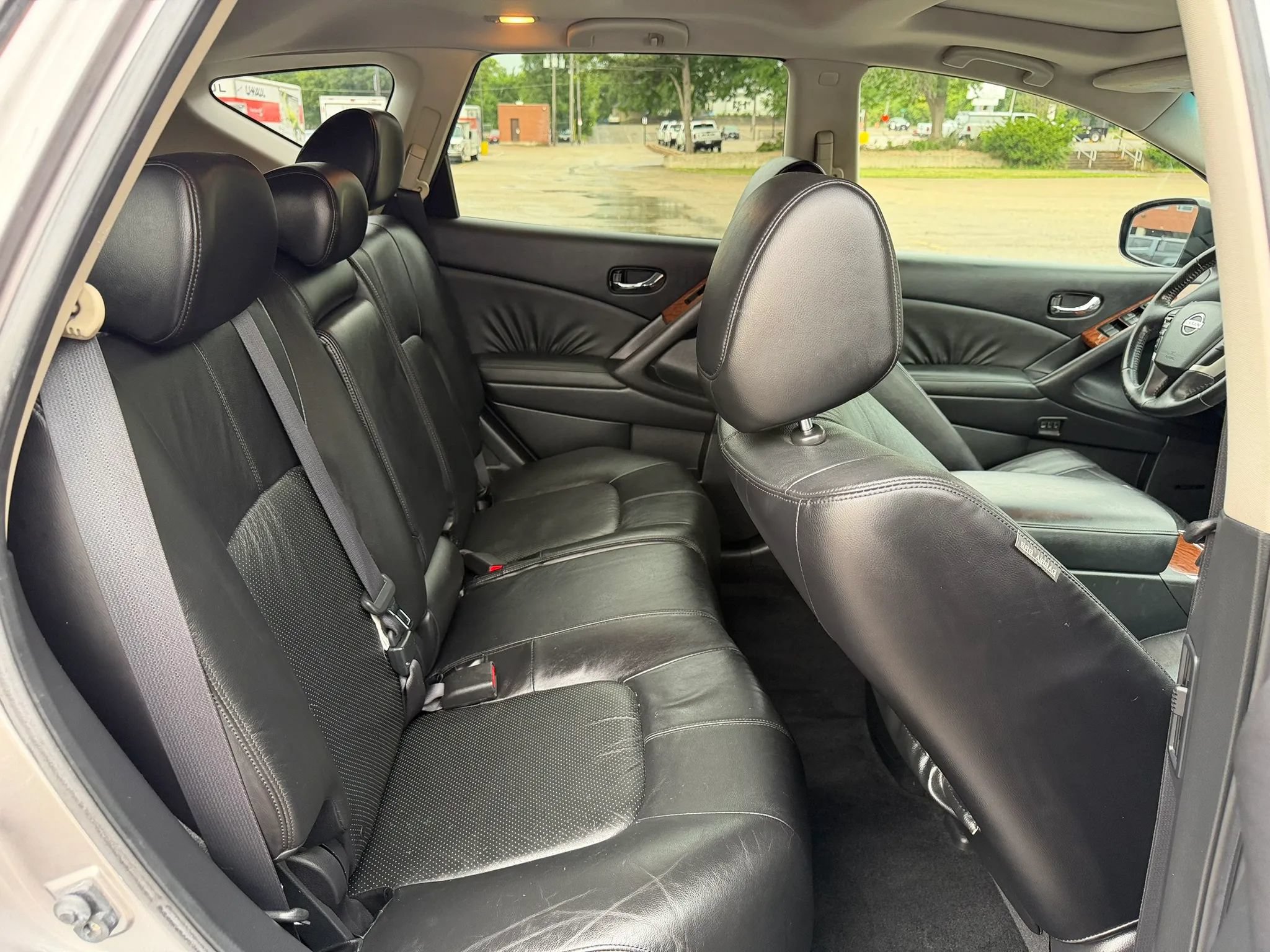 Used 2010 Nissan Murano LE w/ Navigation Pkg AWD/4WD image 18