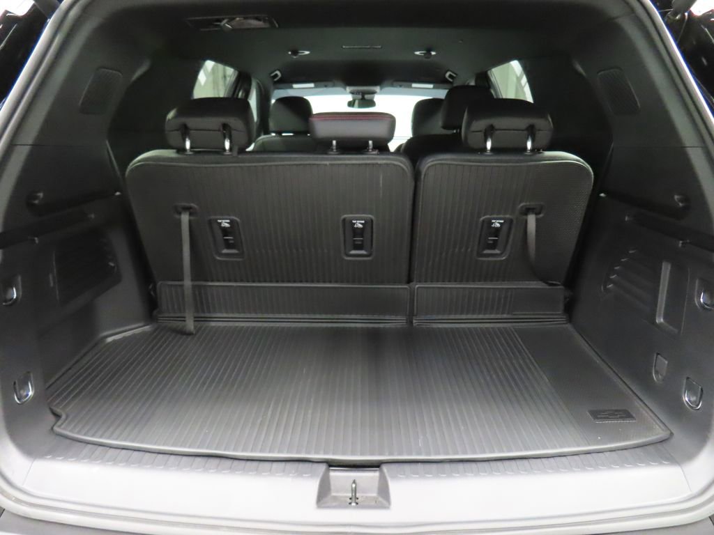 Used 2024 Chevrolet Traverse Z71 w/ LPO, Floor Liner Package AWD/4WD image 47
