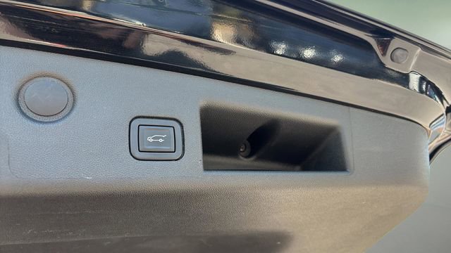 Used 2022 Chevrolet Equinox LT FWD image 33