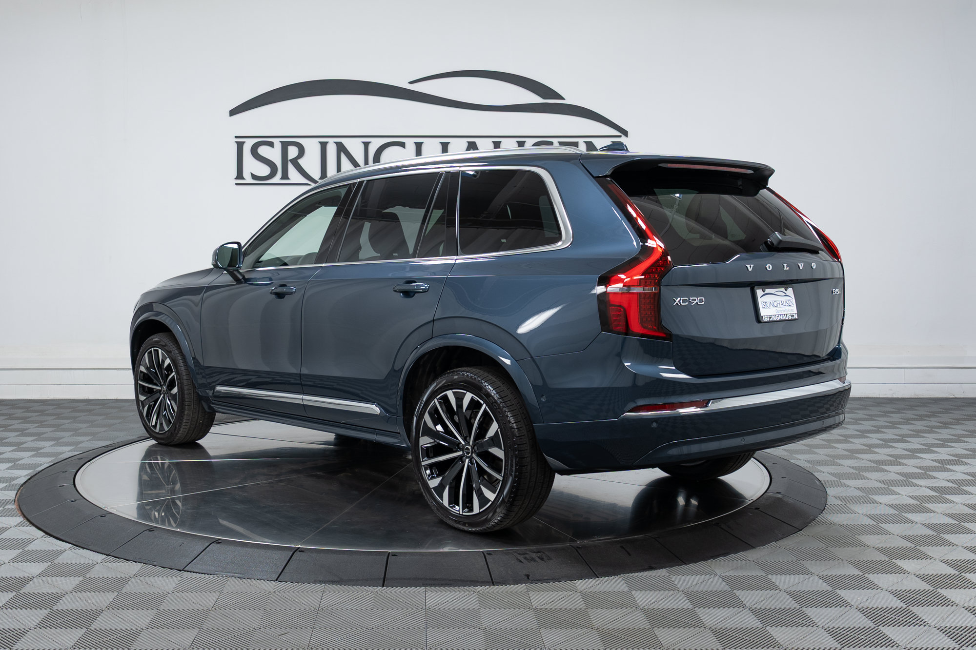 New 2026 Volvo XC90 B5 Plus w/ Protection Package AWD/4WD image 7