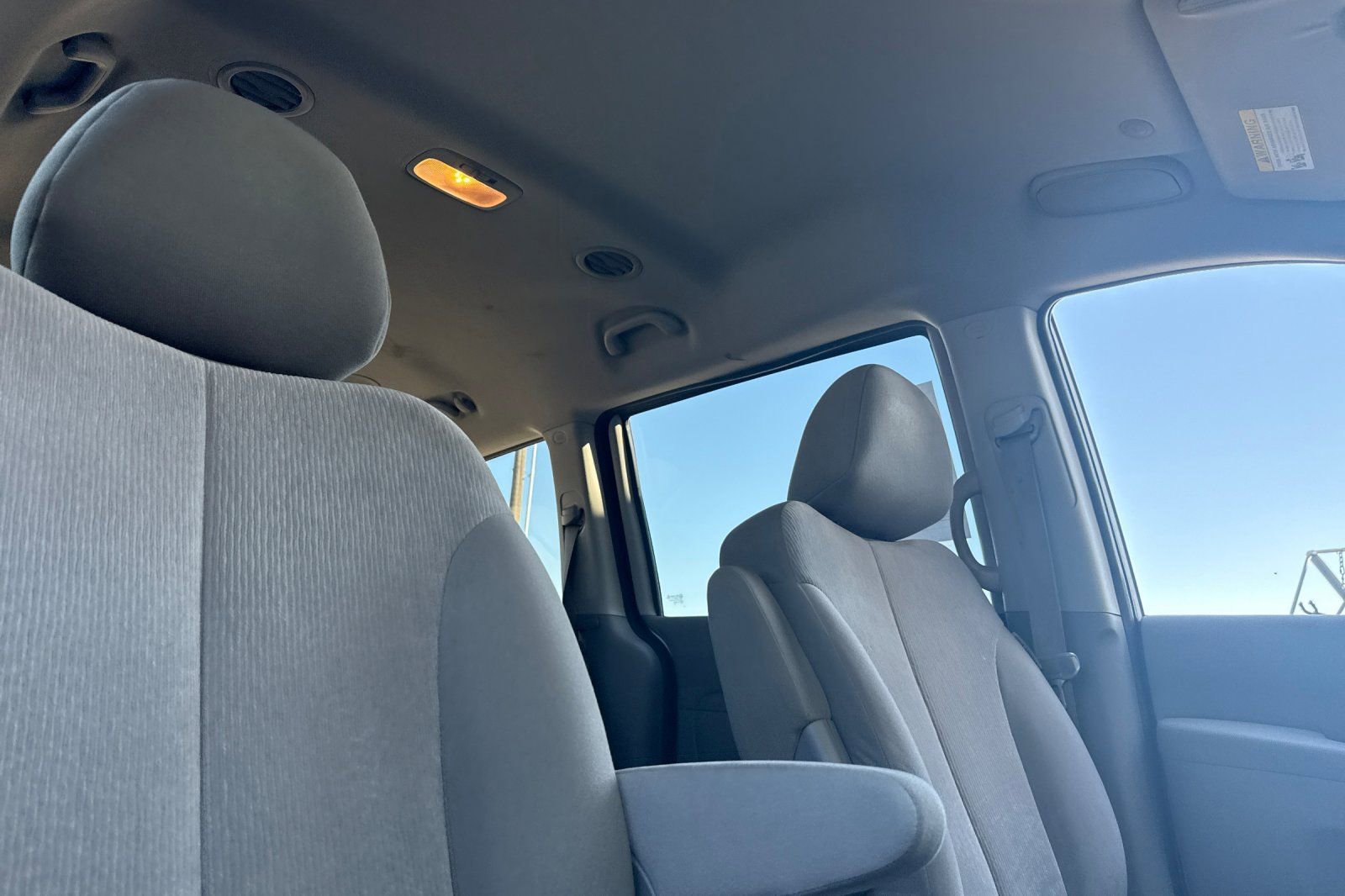 Used 2014 Kia Sedona LX FWD image 19