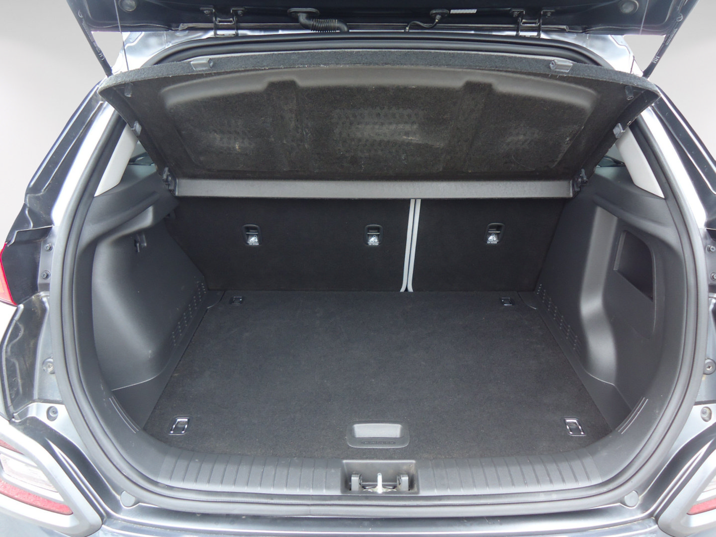 Used 2018 Hyundai Kona Limited AWD/4WD image 31