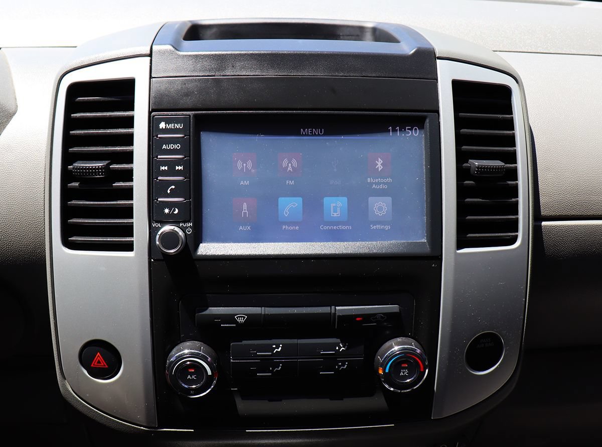 Used 2021 Nissan Frontier SV RWD image 43
