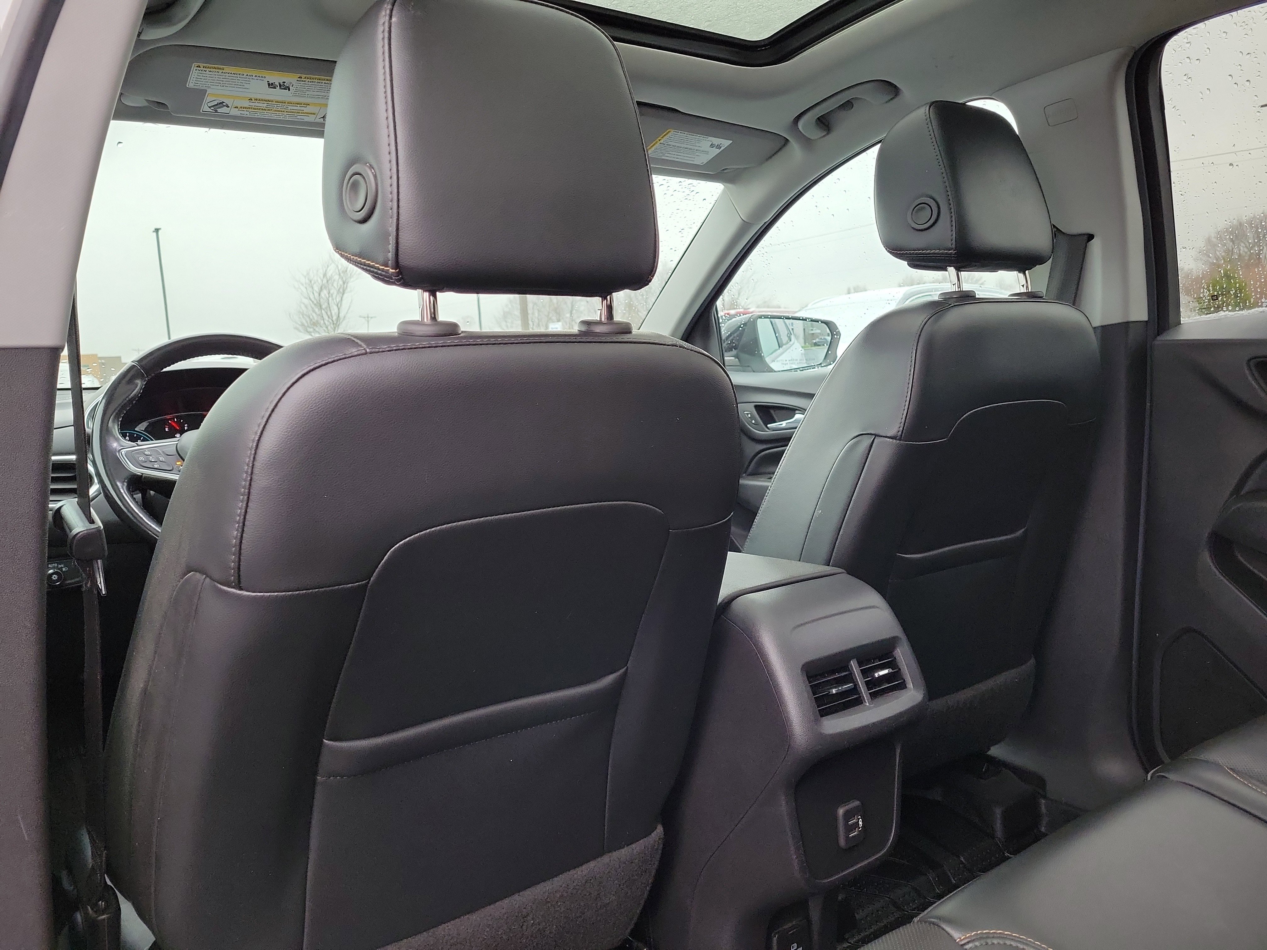 Used 2020 Chevrolet Equinox LT w/ Sport Edition image 12