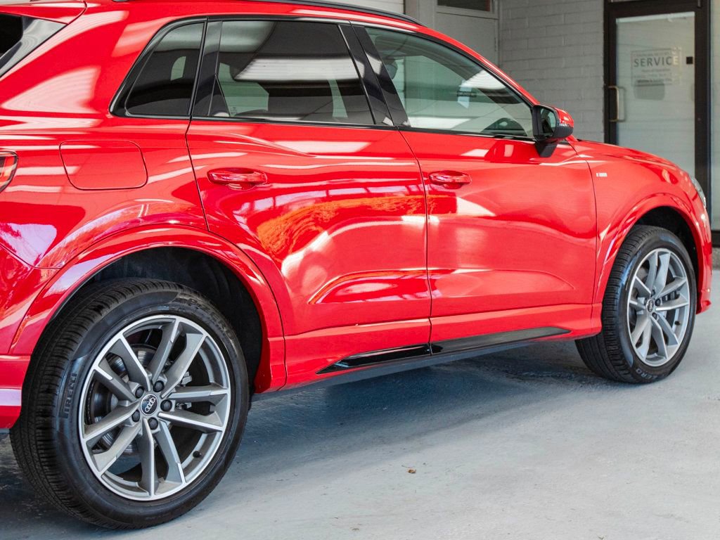 Used 2024 Audi Q3 2.0T Premium w/ Convenience Package image 35