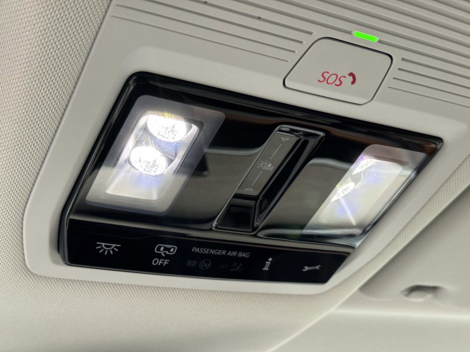 Certified 2025 Volkswagen ID. Buzz 1st Edition image 30