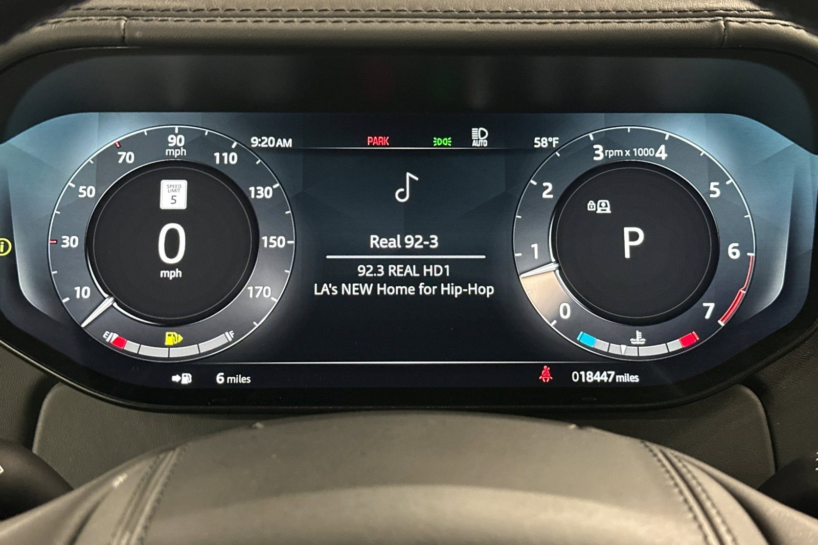 Used 2023 Land Rover Range Rover SE image 19