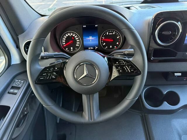 New 2026 Mercedes-Benz Sprinter 2500 image 13