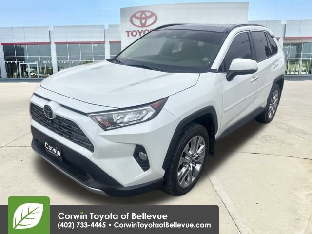 Used 2021 Toyota RAV4 Limited image 14
