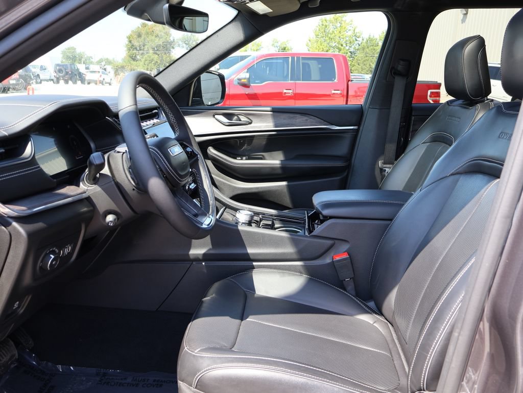 Used 2023 Jeep Grand Cherokee L Overland AWD/4WD image 23
