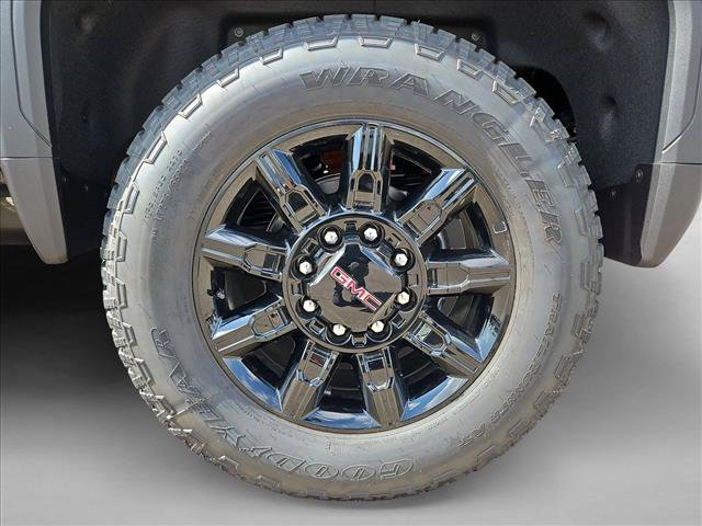New 2026 GMC Sierra 2500 AT4 w/ AT4 Premium Plus Package AWD/4WD image 10