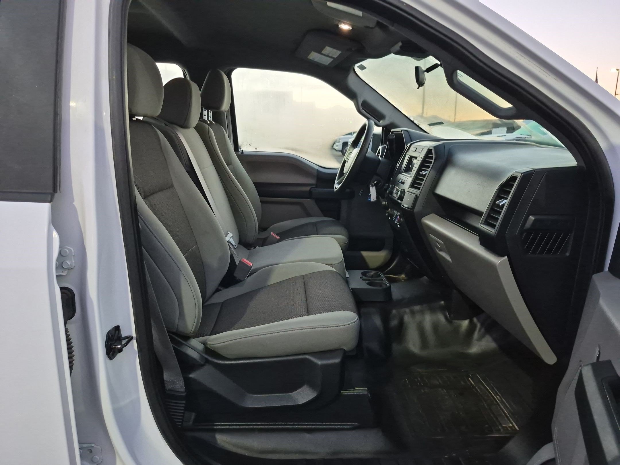 Used 2019 Ford F150 XL w/ Equipment Group 101A Mid AWD/4WD image 31