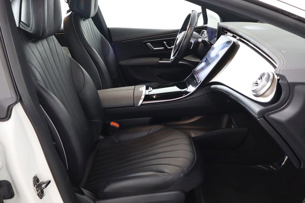 Used 2022 Mercedes-Benz EQS 450+ Sedan image 12