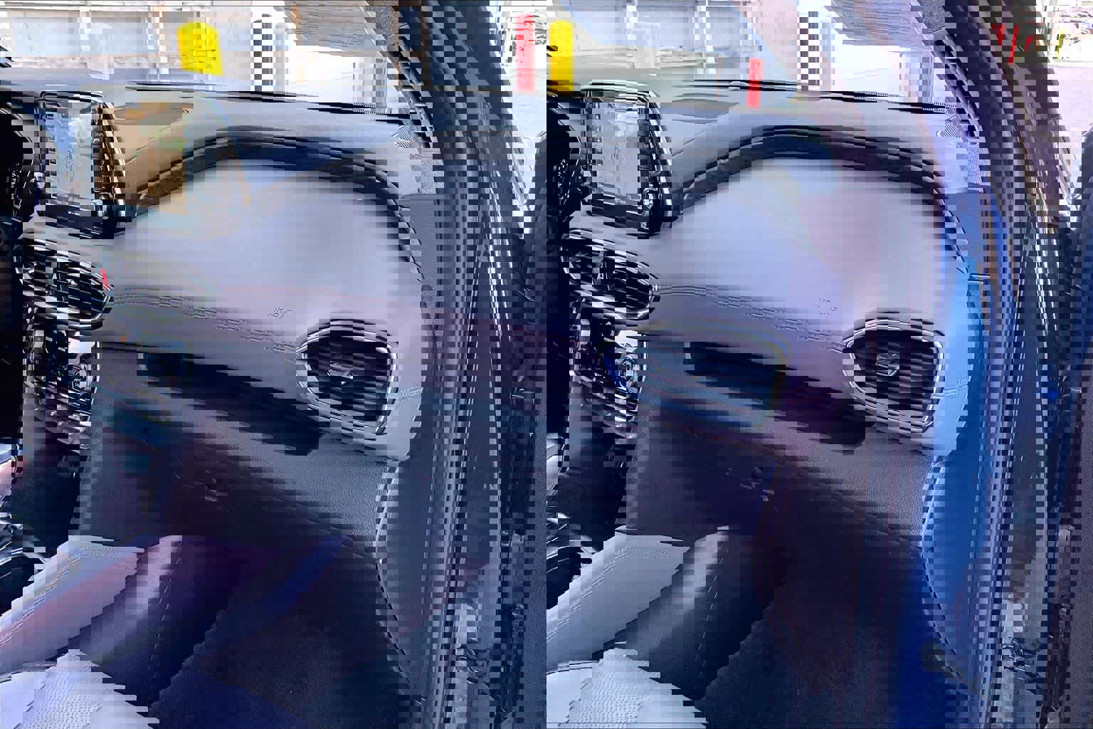 Used 2019 Hyundai Santa Fe SEL w/ Cargo Package image 19