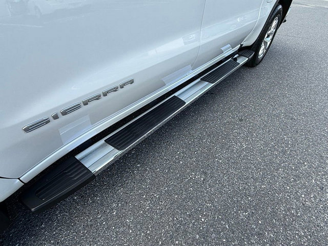 Used 2022 GMC Sierra 1500 SLT w/ SLT Premium Plus Package image 13