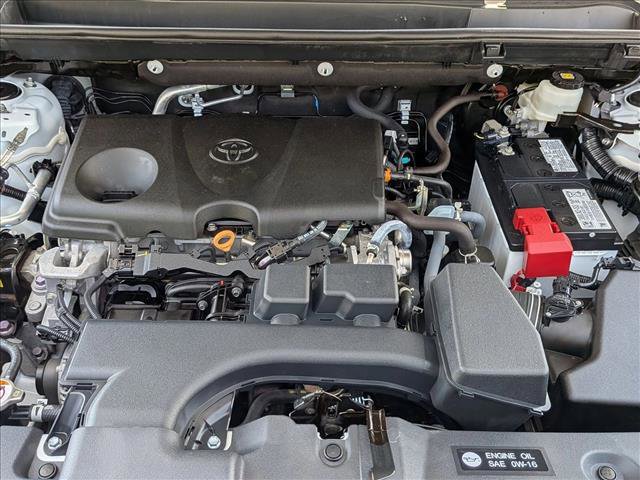 Used 2022 Toyota RAV4 LE AWD/4WD image 24