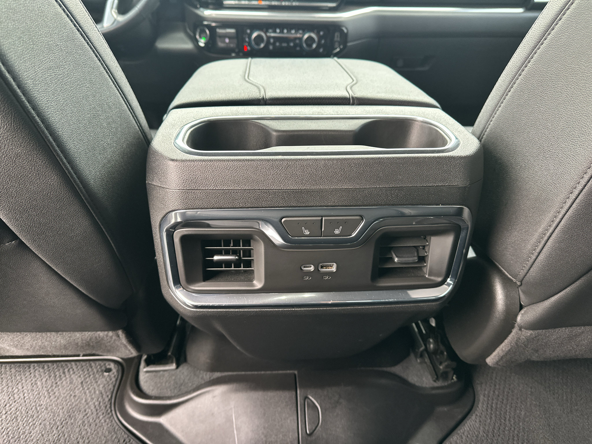 Used 2024 Chevrolet Silverado 3500 LTZ w/ LTZ Plus Package AWD/4WD image 23