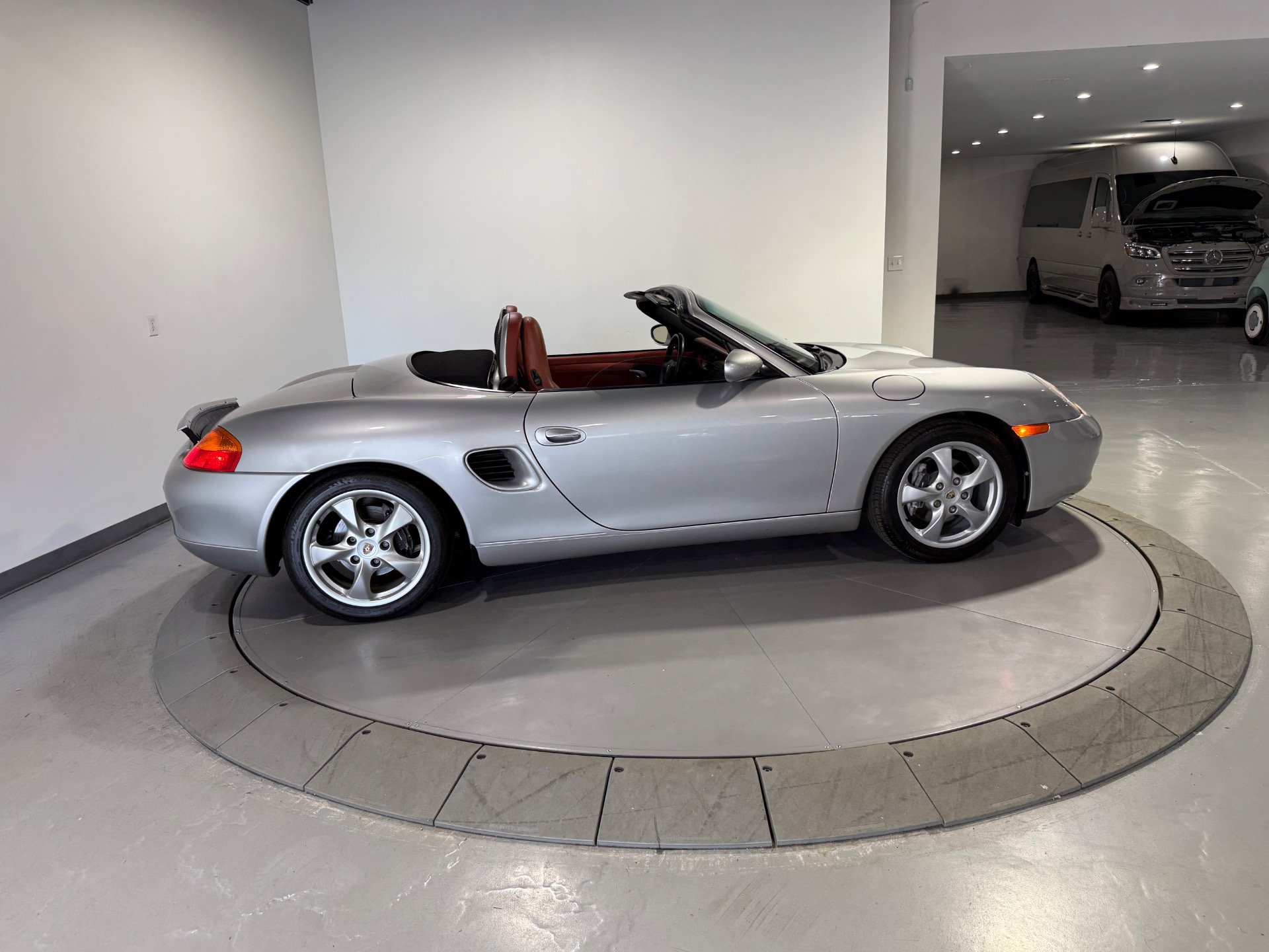 Used 2001 Porsche Boxster RWD image 11