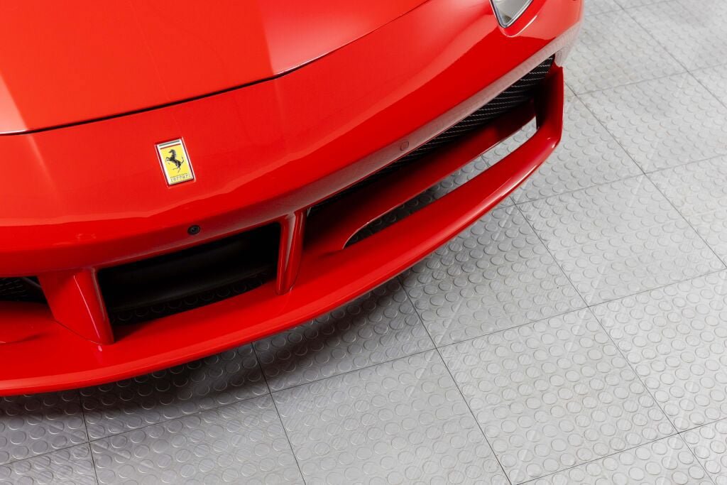 Used 2017 Ferrari 488 GTB RWD image 24