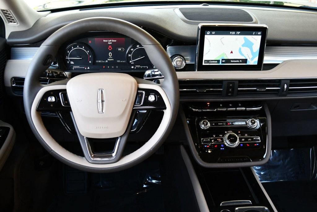 Used 2022 Lincoln Corsair AWD w/ Equipment Group 101A image 47