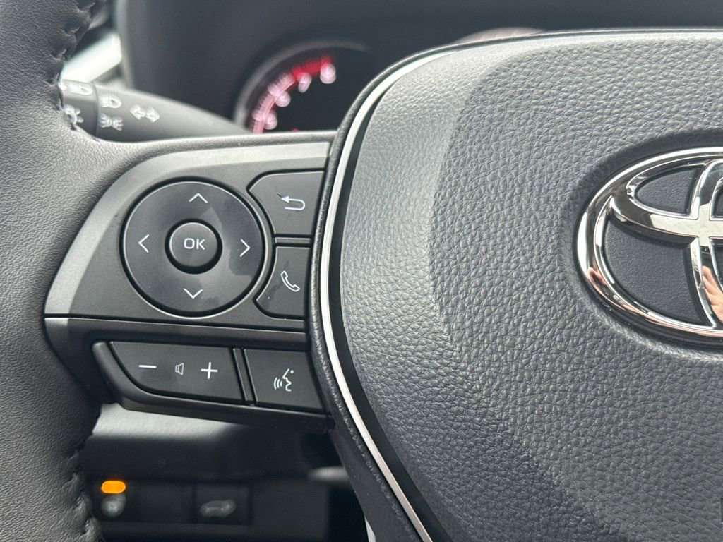 New 2025 Toyota RAV4 XLE image 23