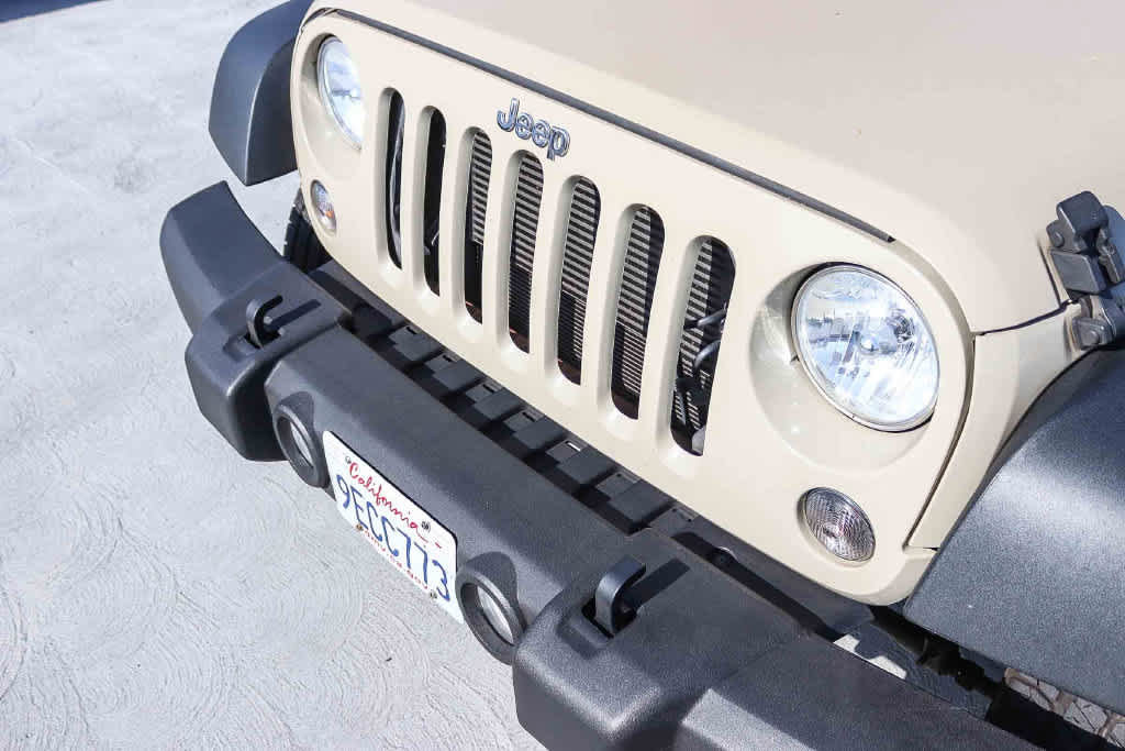 Used 2018 Jeep Wrangler Unlimited Sport S AWD/4WD image 8
