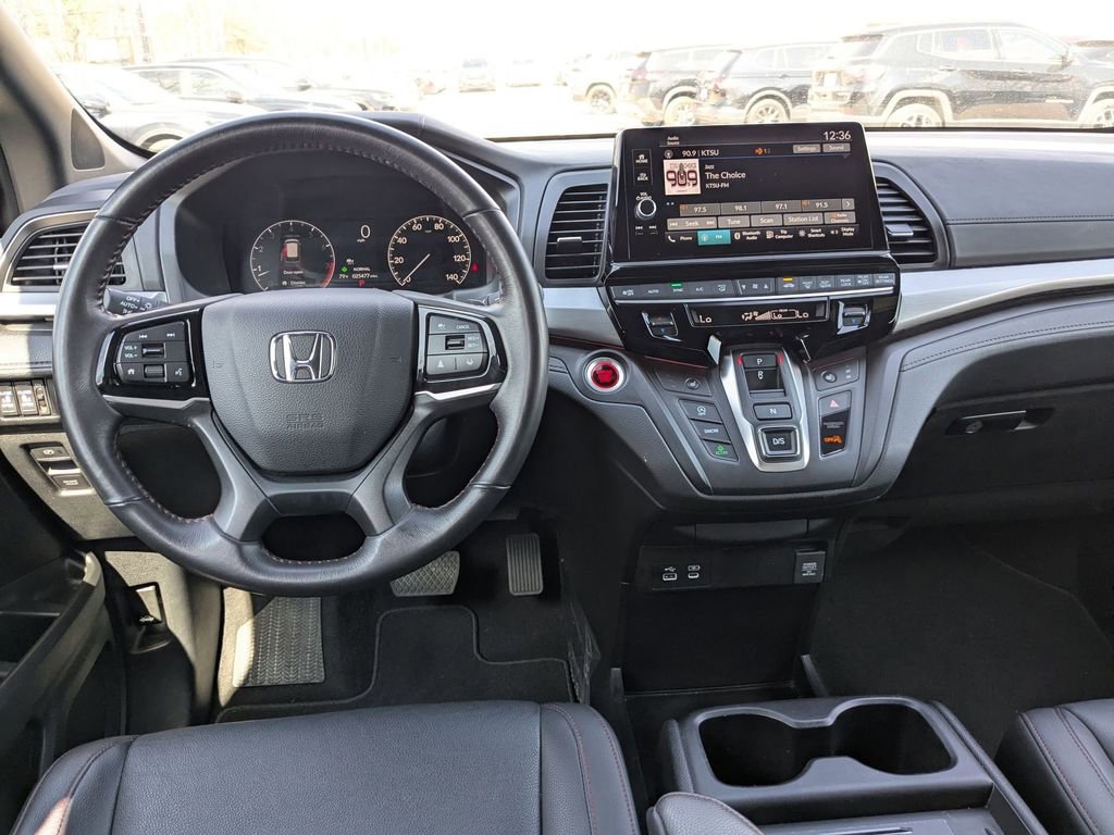 Used 2025 Honda Odyssey Sport-L image 25