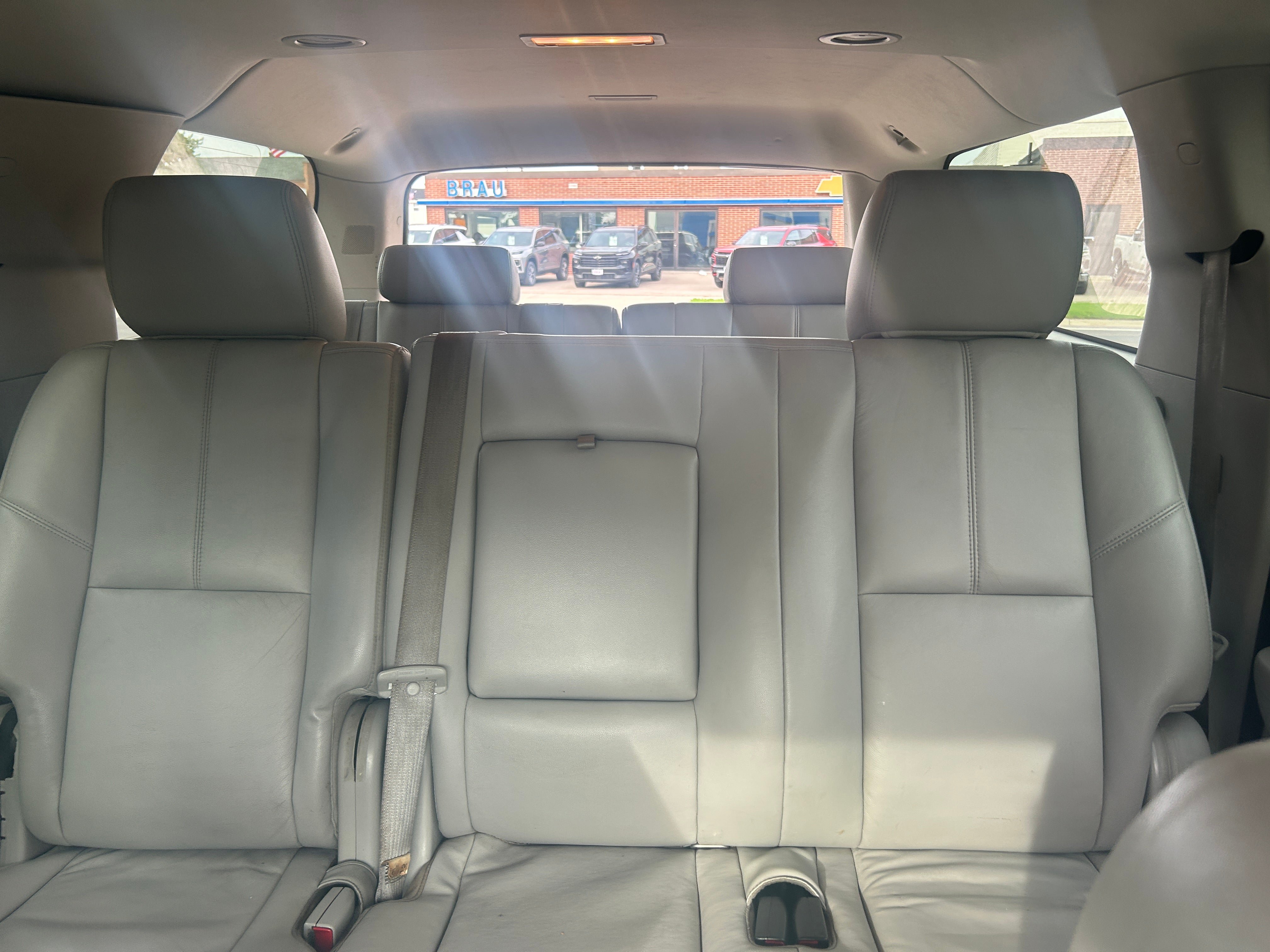 Used 2012 Chevrolet Suburban LT w/ Luxury Package AWD/4WD image 28