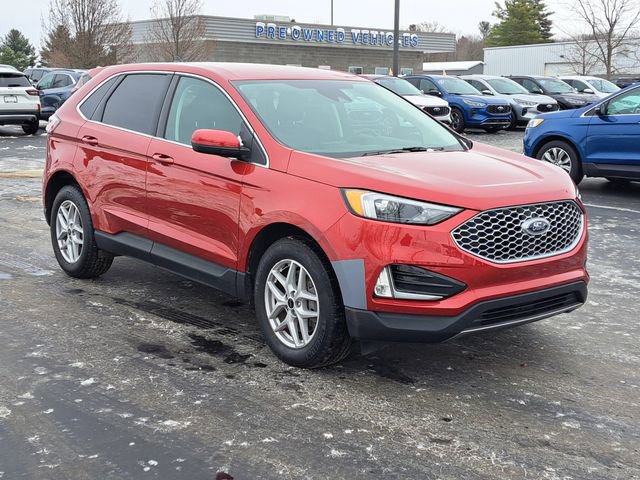 Certified 2024 Ford Edge SEL w/ Convenience Package image 2