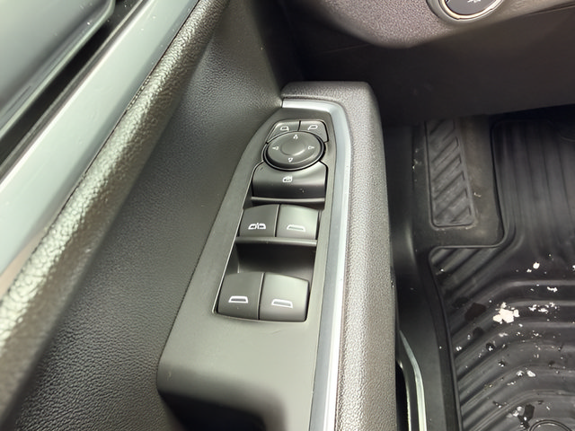 Used 2025 Chevrolet Silverado 1500 LT AWD/4WD image 20