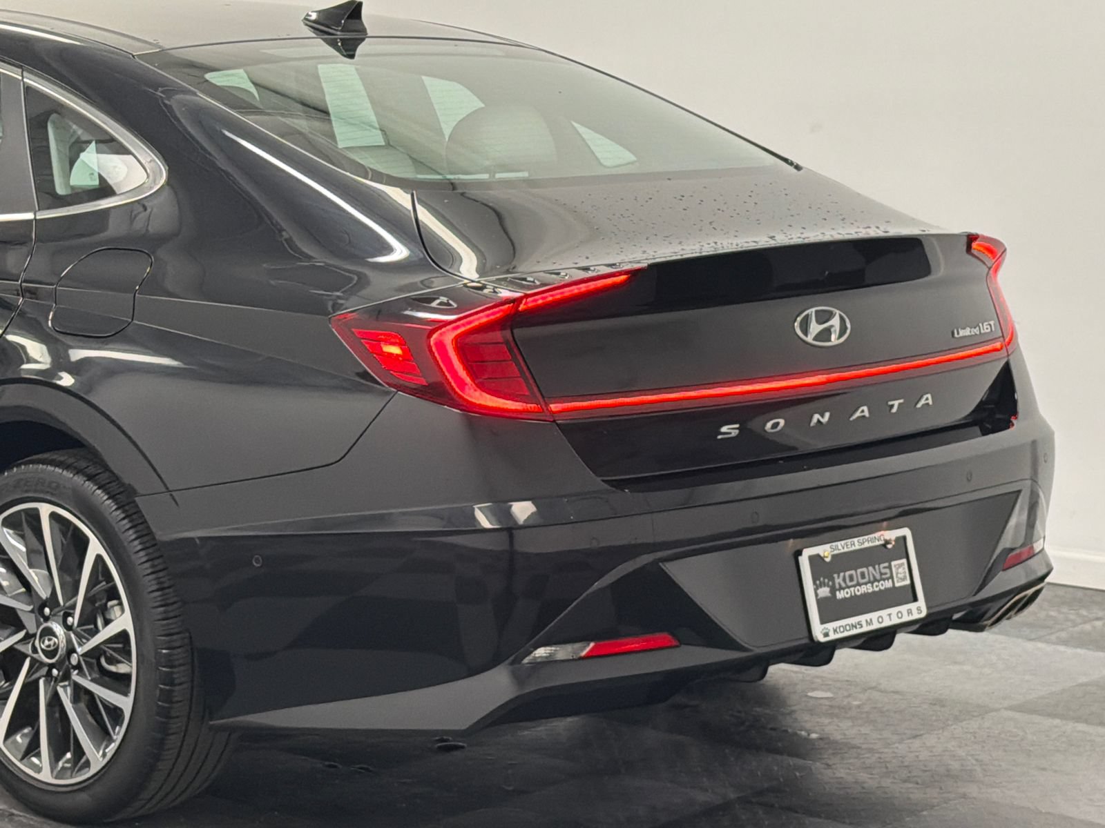 Used 2023 Hyundai Sonata Limited FWD image 7