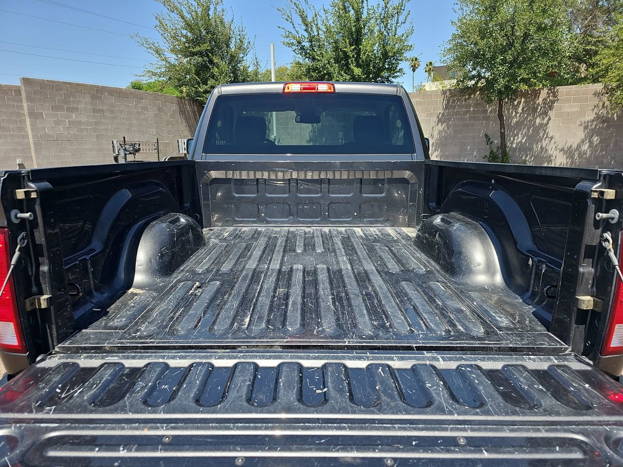 Used 2019 RAM 1500 Express RWD image 11