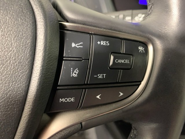 Used 2023 Lexus UX 250h AWD w/ Premium Package image 22