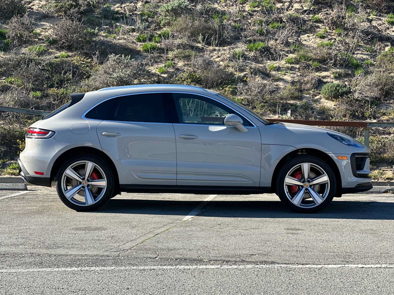 New 2026 Porsche Macan S AWD/4WD image 9